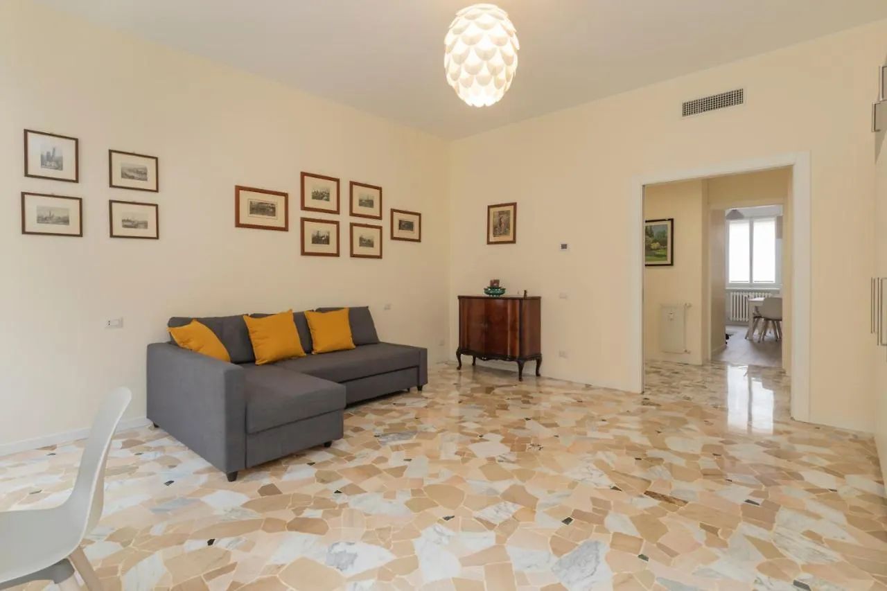 דירות מילאנו Joivy Modern 2Bed Flat With Balcony, 250M From M5 Foppa And M2 Sant'Agostino