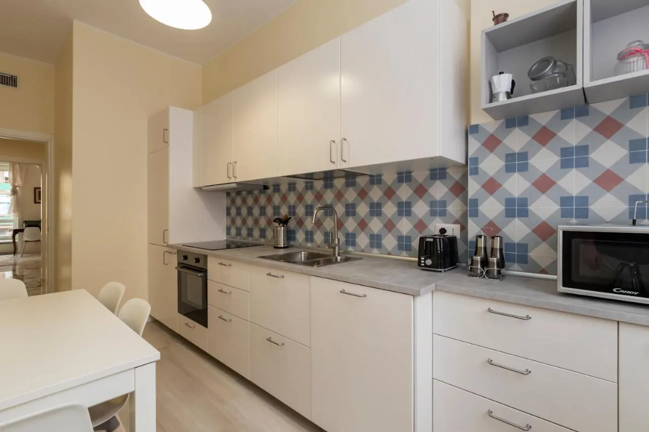 דירות מילאנו Joivy Modern 2Bed Flat With Balcony, 250M From M5 Foppa And M2 Sant'Agostino איטליה